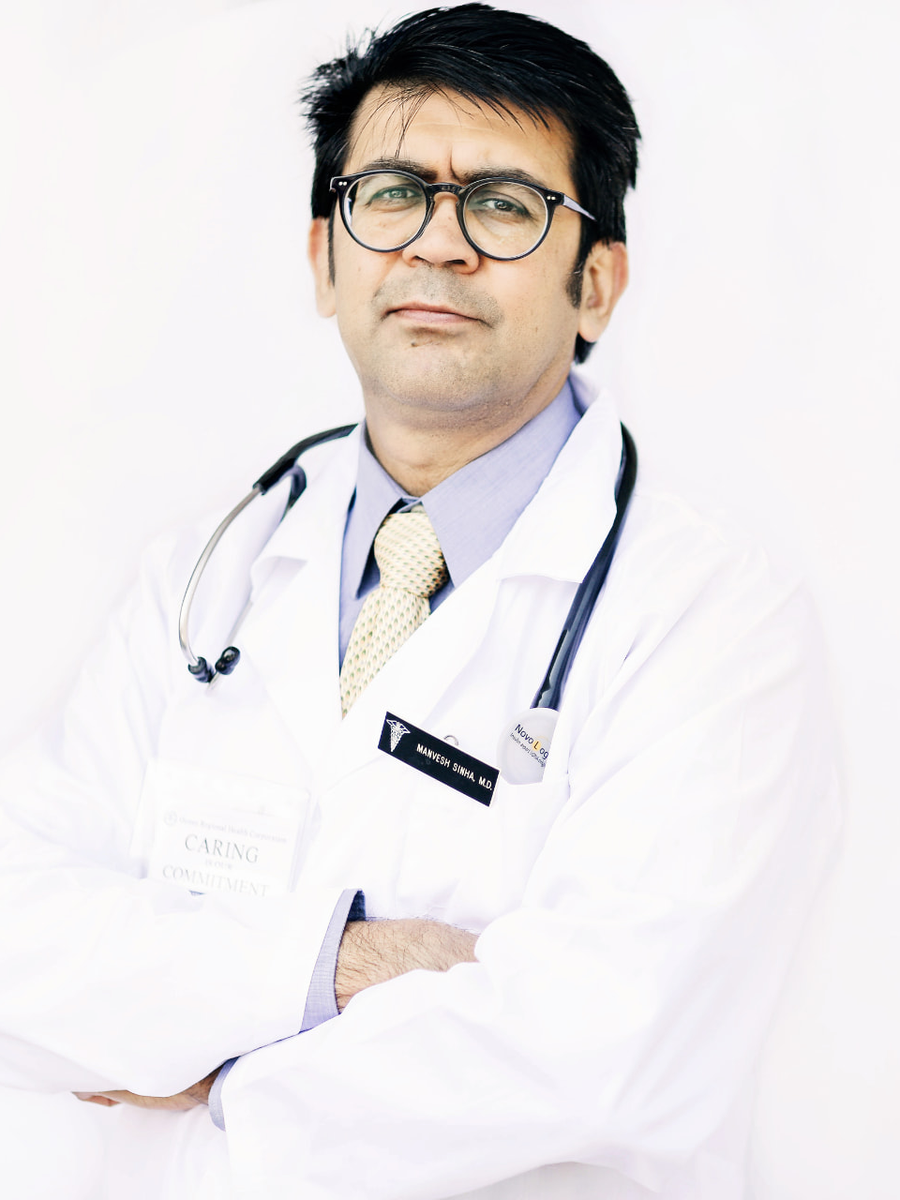 Portrait of Manvesh Sinha, Chief Medical Officer / Internal Medicine